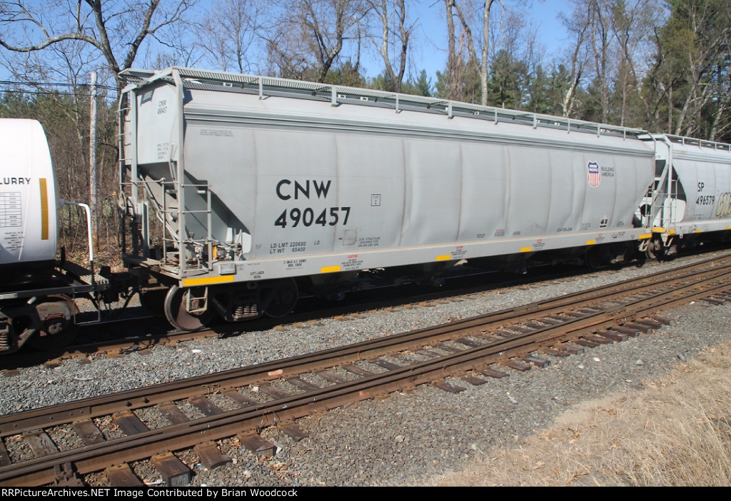 CNW 490457